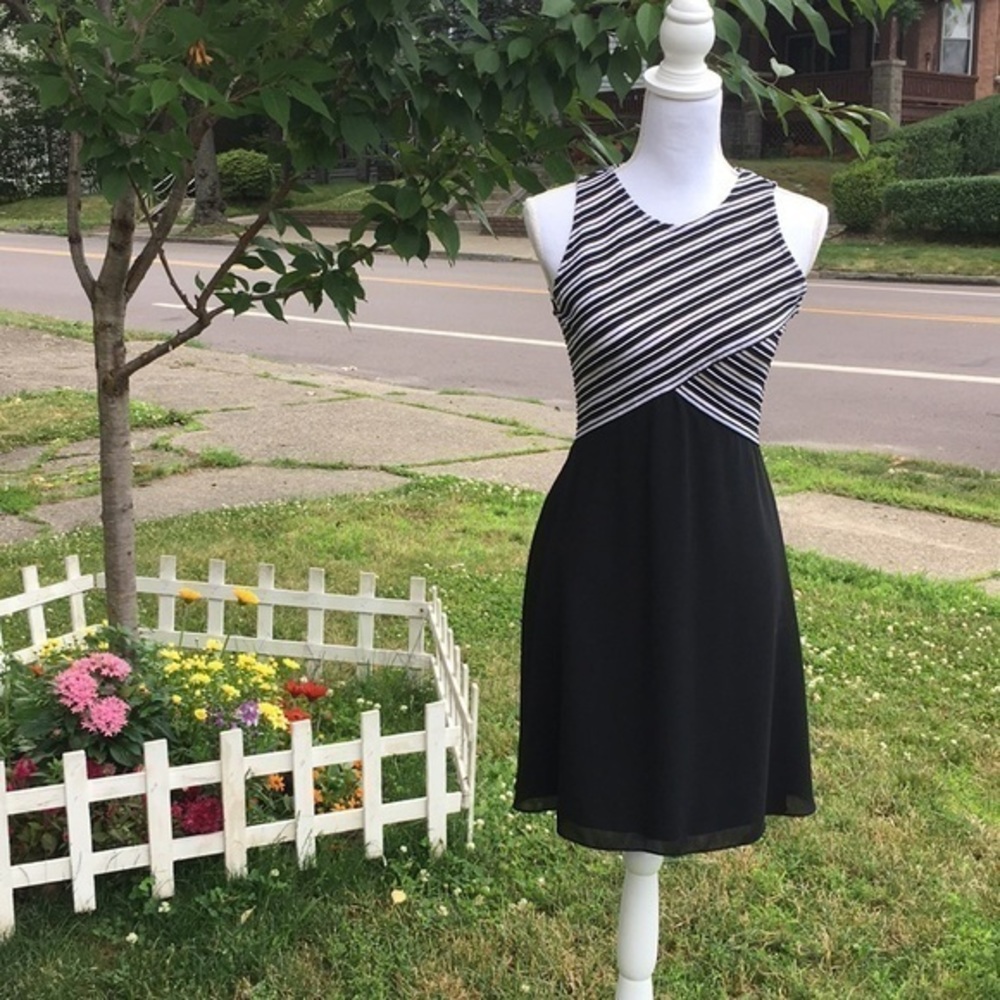 Rhapsody‎ dress